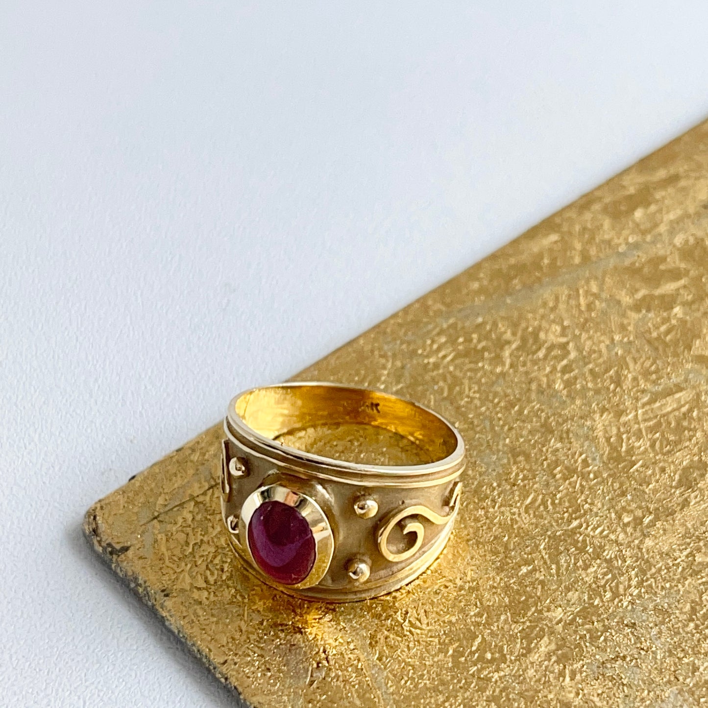 Estate 14KT Yellow Gold Byzantine Oval Ruby Cigar Band Ring