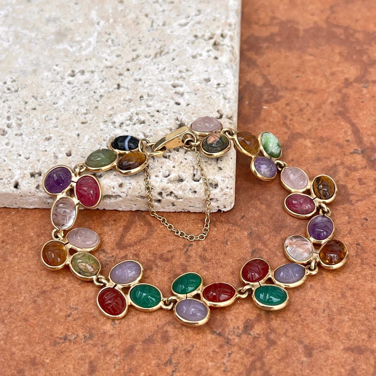 Estate 14KT Yellow Gold Oval Scarab Carved Multi-Gemstone Link Bracelet