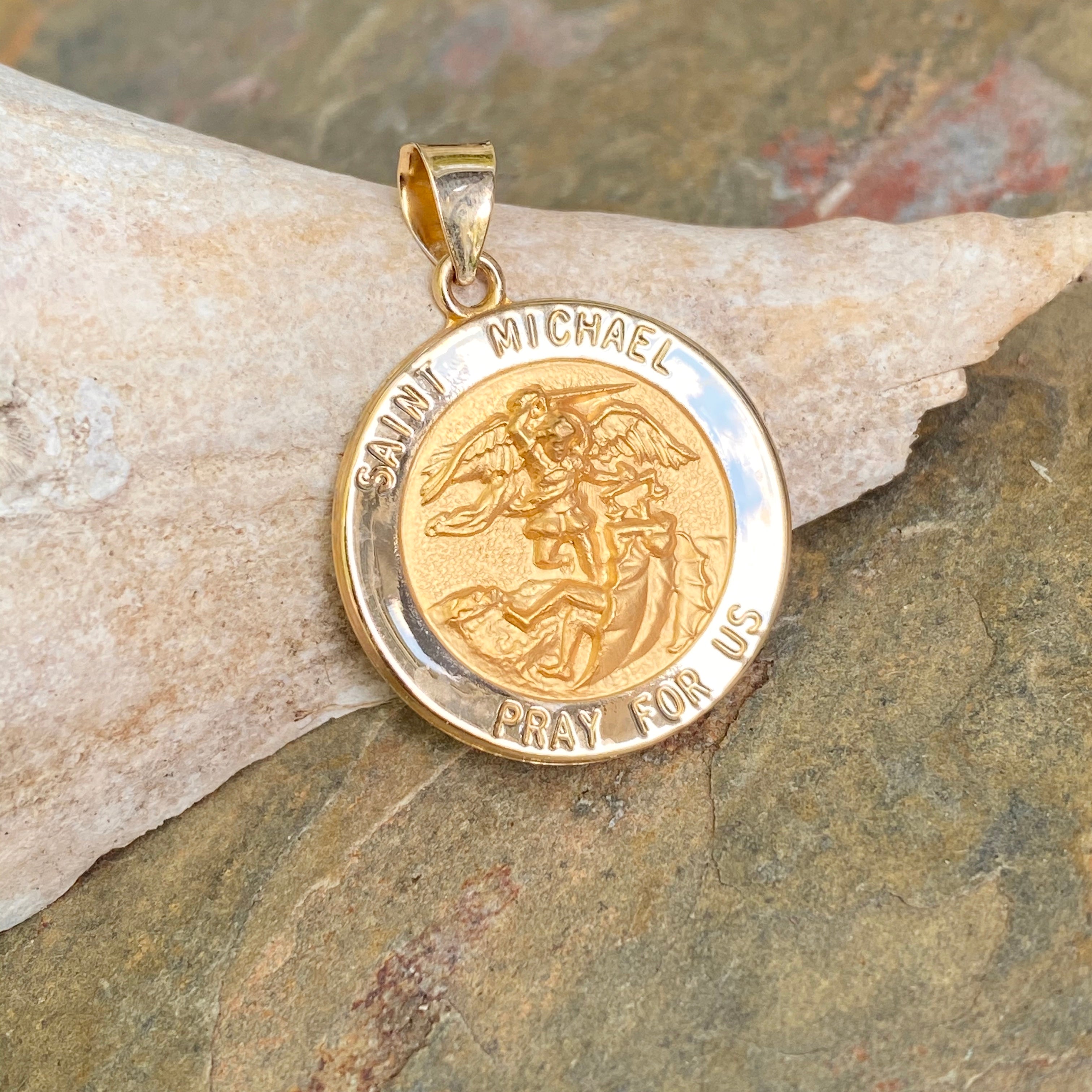14KT Yellow Gold Saint Michael Round Hollow Medal Pendant – LSJ