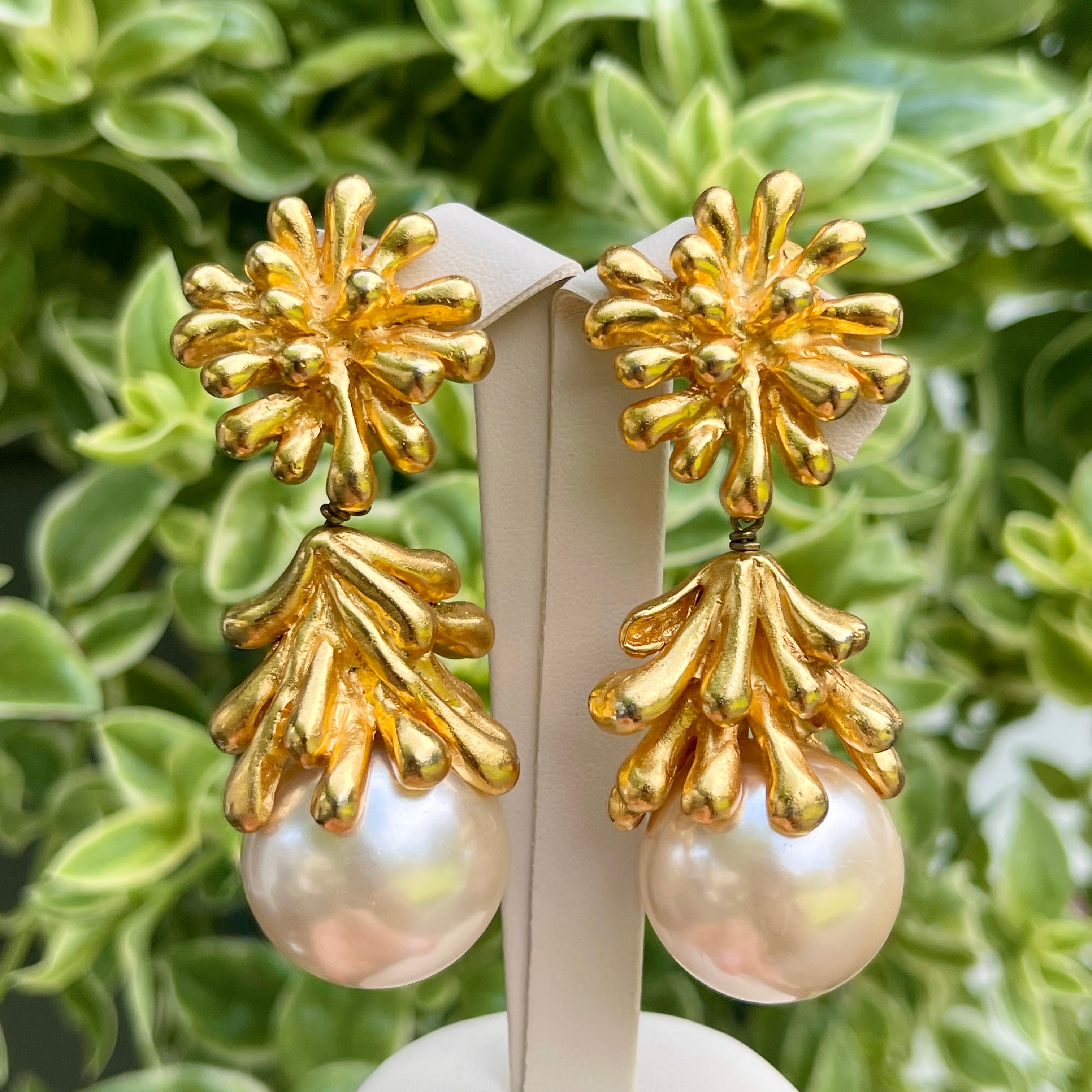 Large pearl hot sale drop earrings