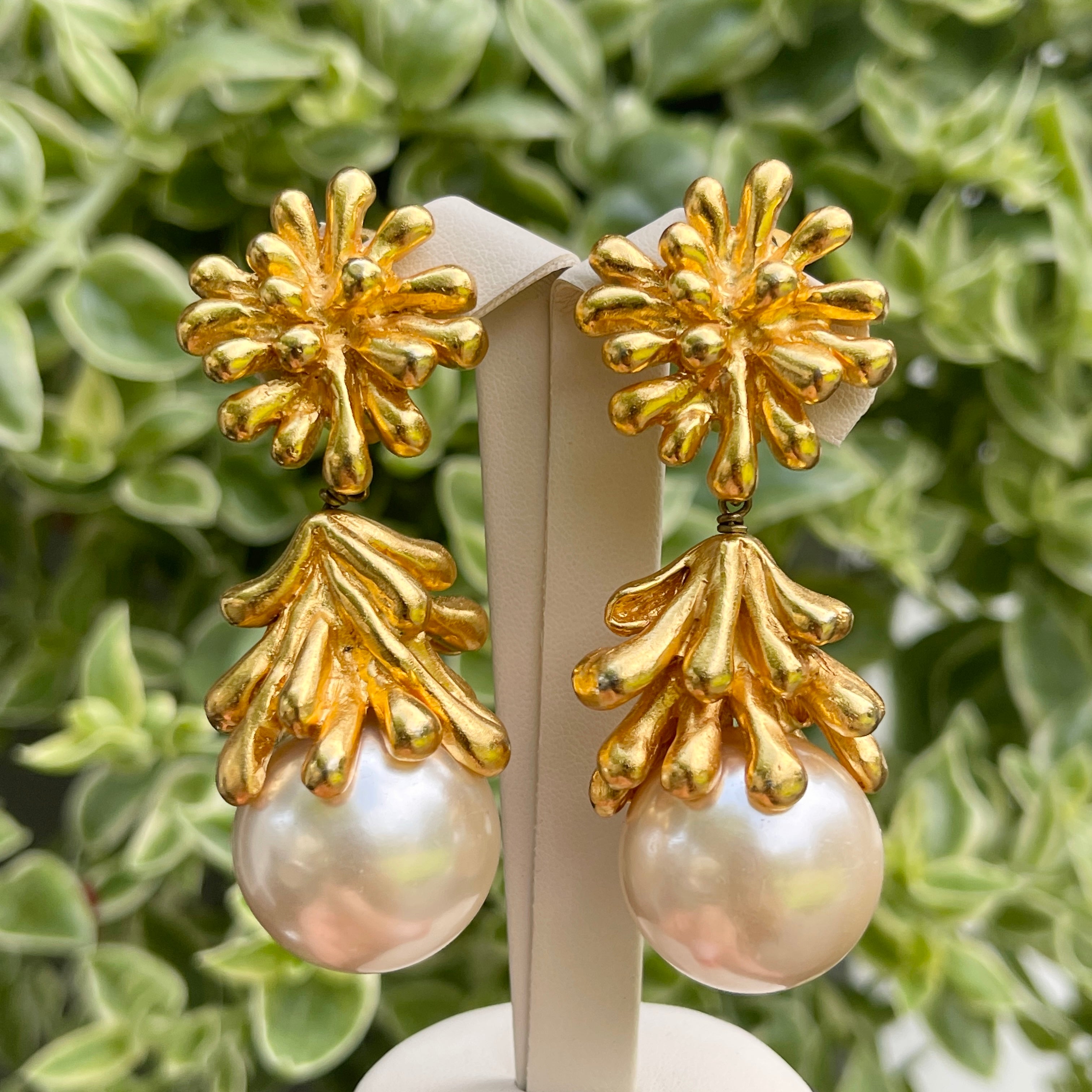 Christian sales lacroix earrings