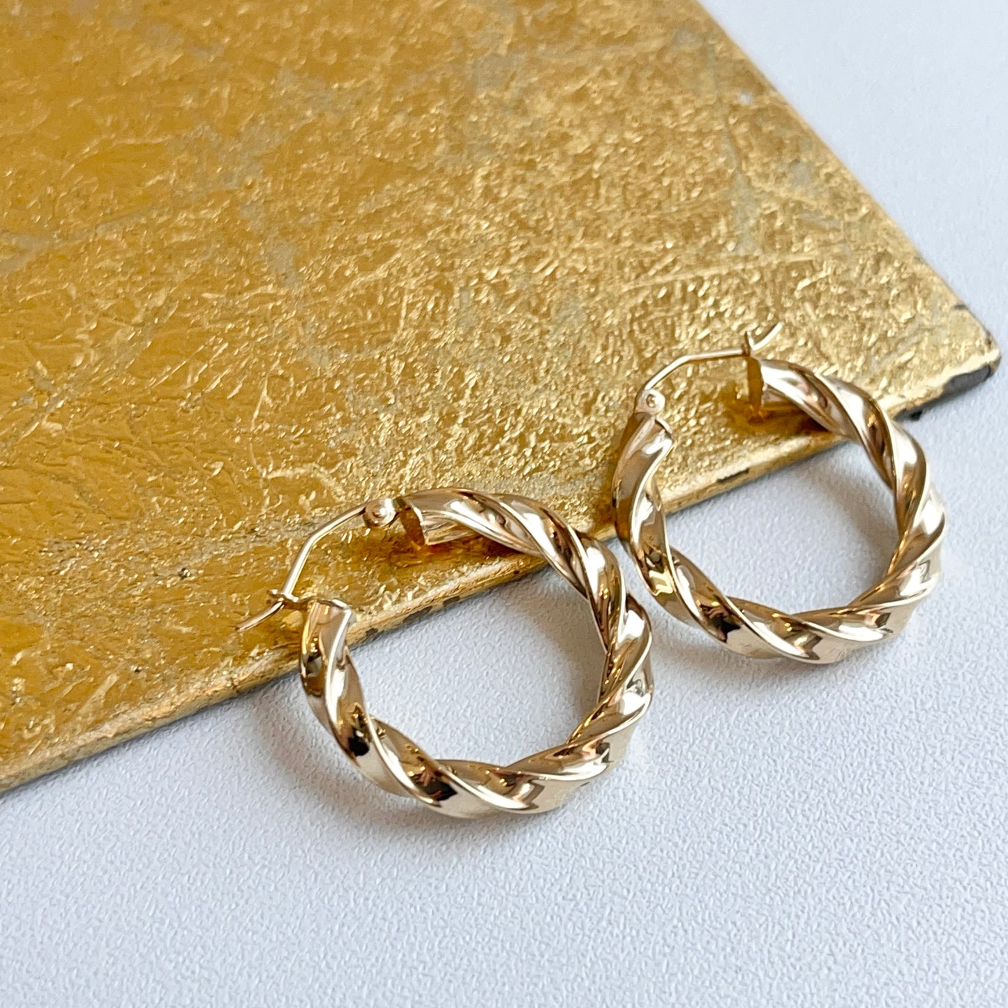 14KT Yellow Gold Twisted Tube Hoop Earrings 26mm