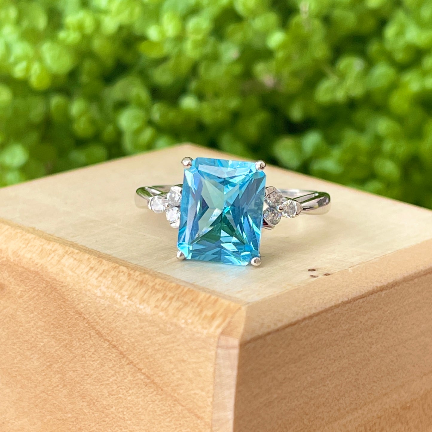 Estate 10KT White Gold Fantasy Cut Aqua Blue Topaz + Diamond Accent Ring