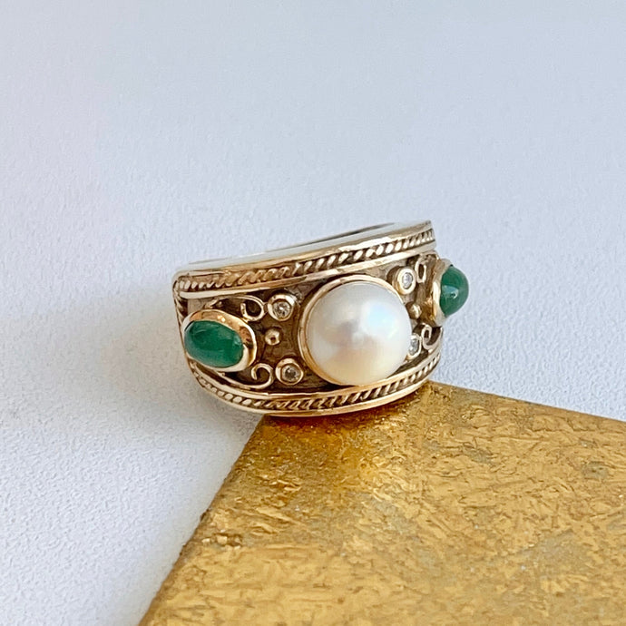 Estate 14KT Yellow Gold Byzantine Pearl, Emerald, + Diamond Ring