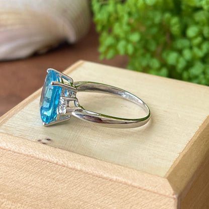 Estate 10KT White Gold Fantasy Cut Aqua Blue Topaz + Diamond Accent Ring