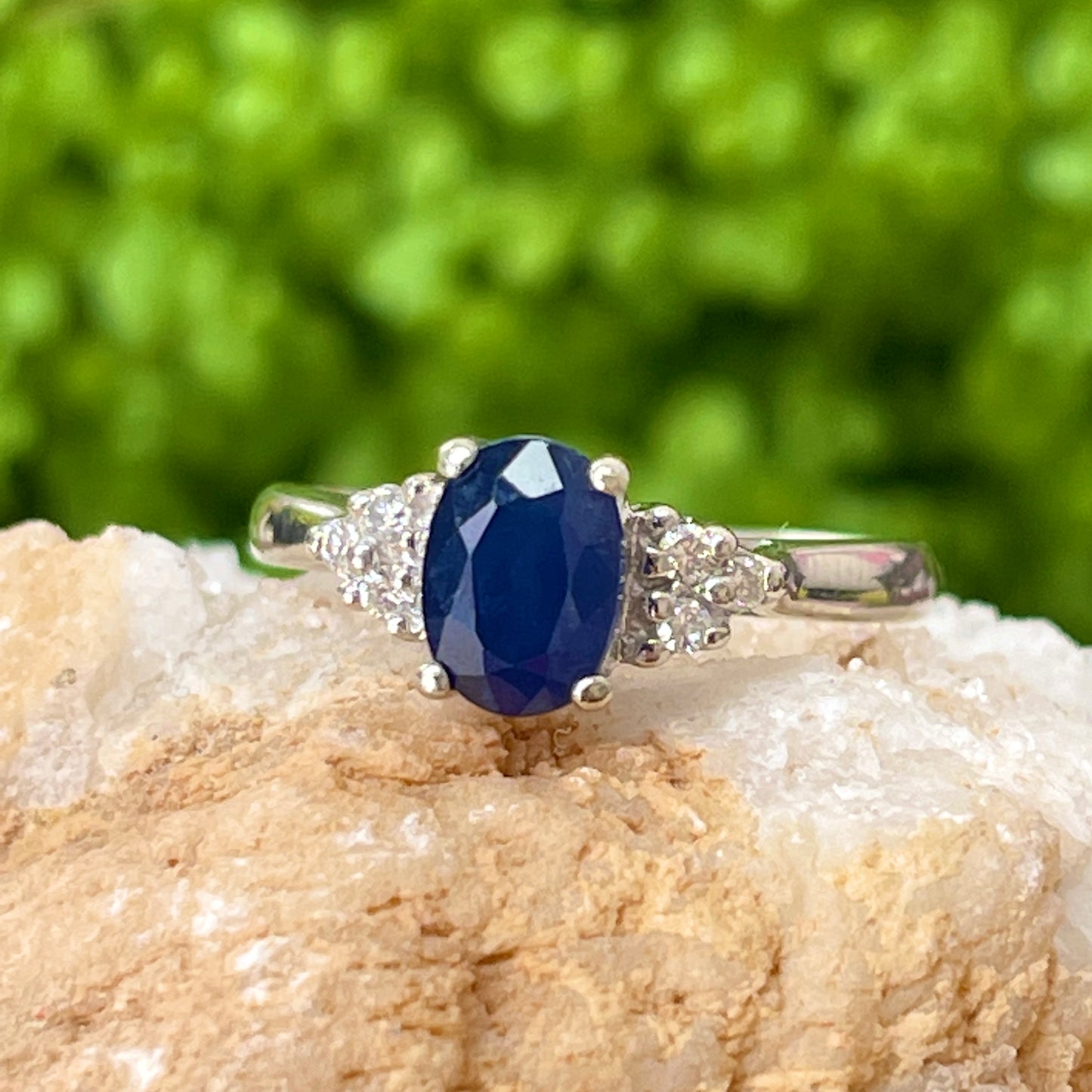 Estate 14KT White Gold Oval 1.00 CT Blue Sapphire + Diamond Accent Ring