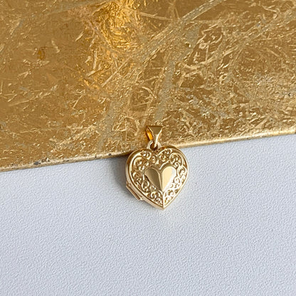 14KT Yellow Gold Scroll Heart Shaped Locket Pendant 21mm