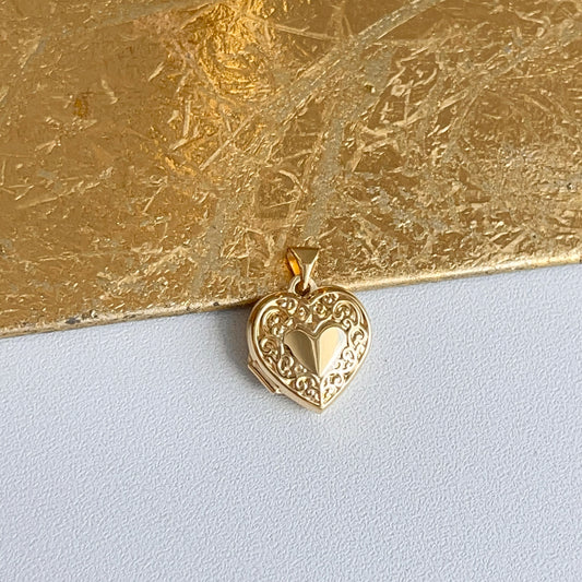 14KT Yellow Gold Scroll Heart Shaped Locket Pendant 21mm