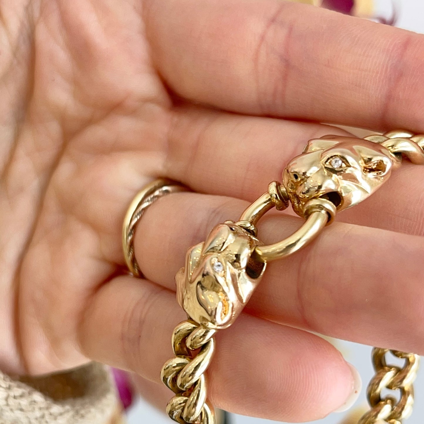 Estate 14KT Yellow Gold Double Panther Head Diamond Curb Chain Bracelet