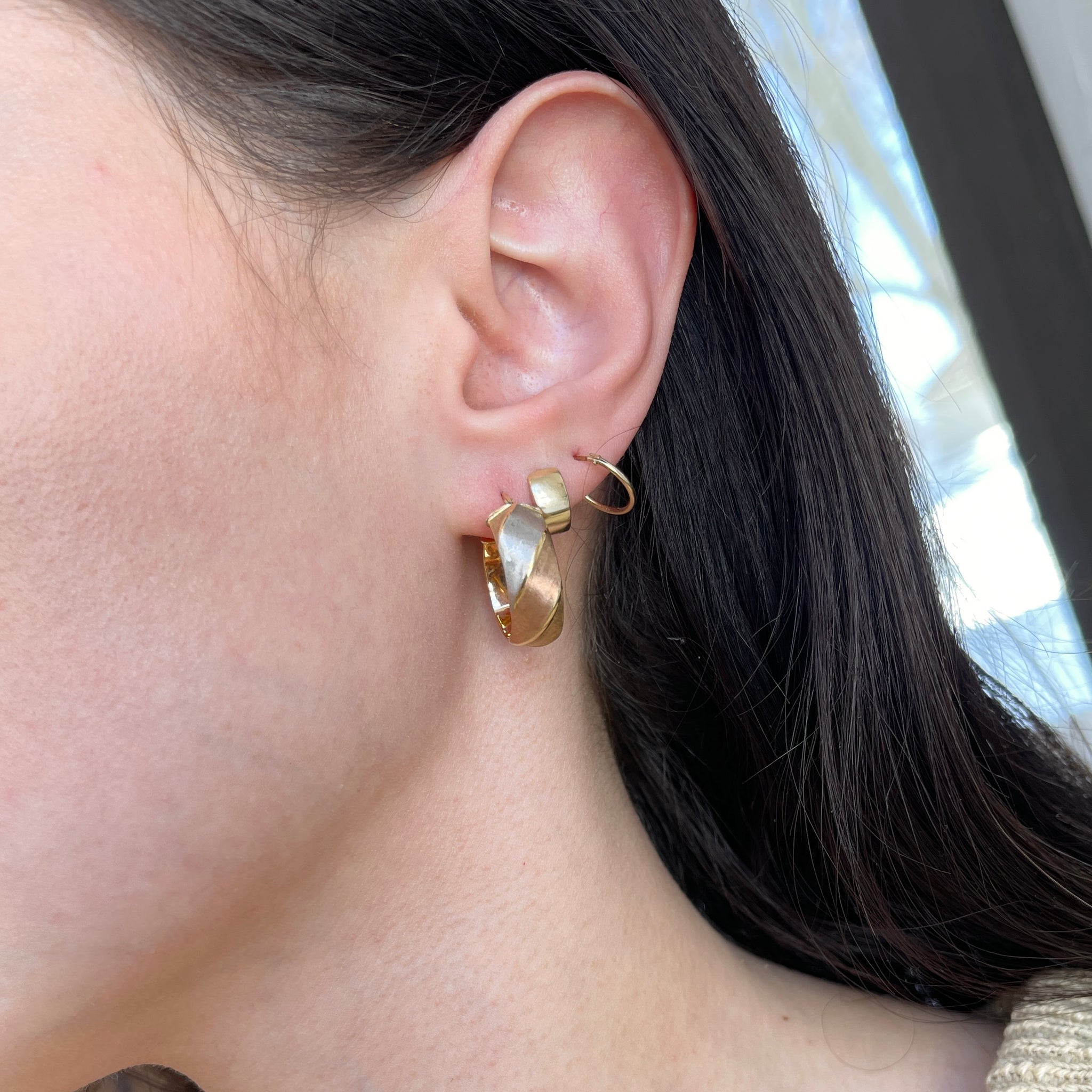 Hoop Earrings in Yellow, Rose or White Gold