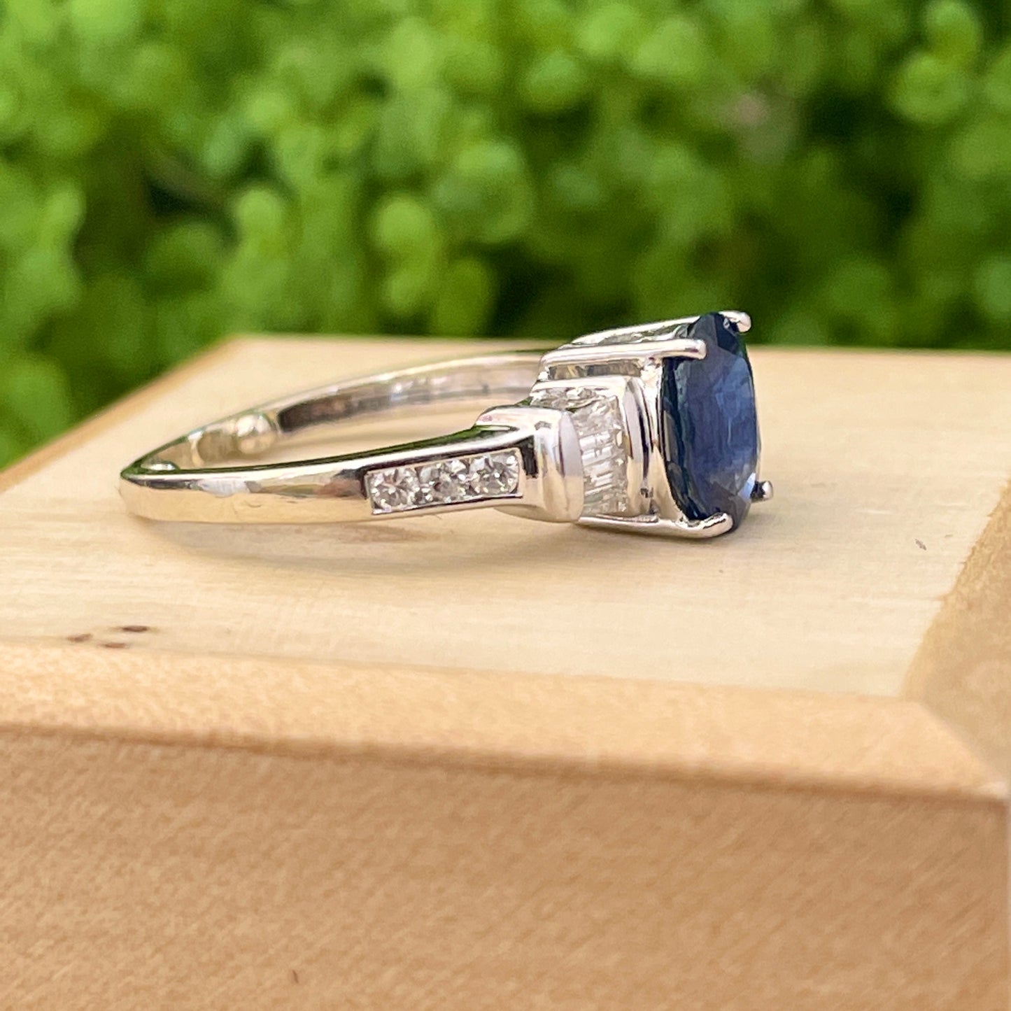 Estate 14KT White Gold Oval 1.75 CT Blue Sapphire + Diamond Accent Ring