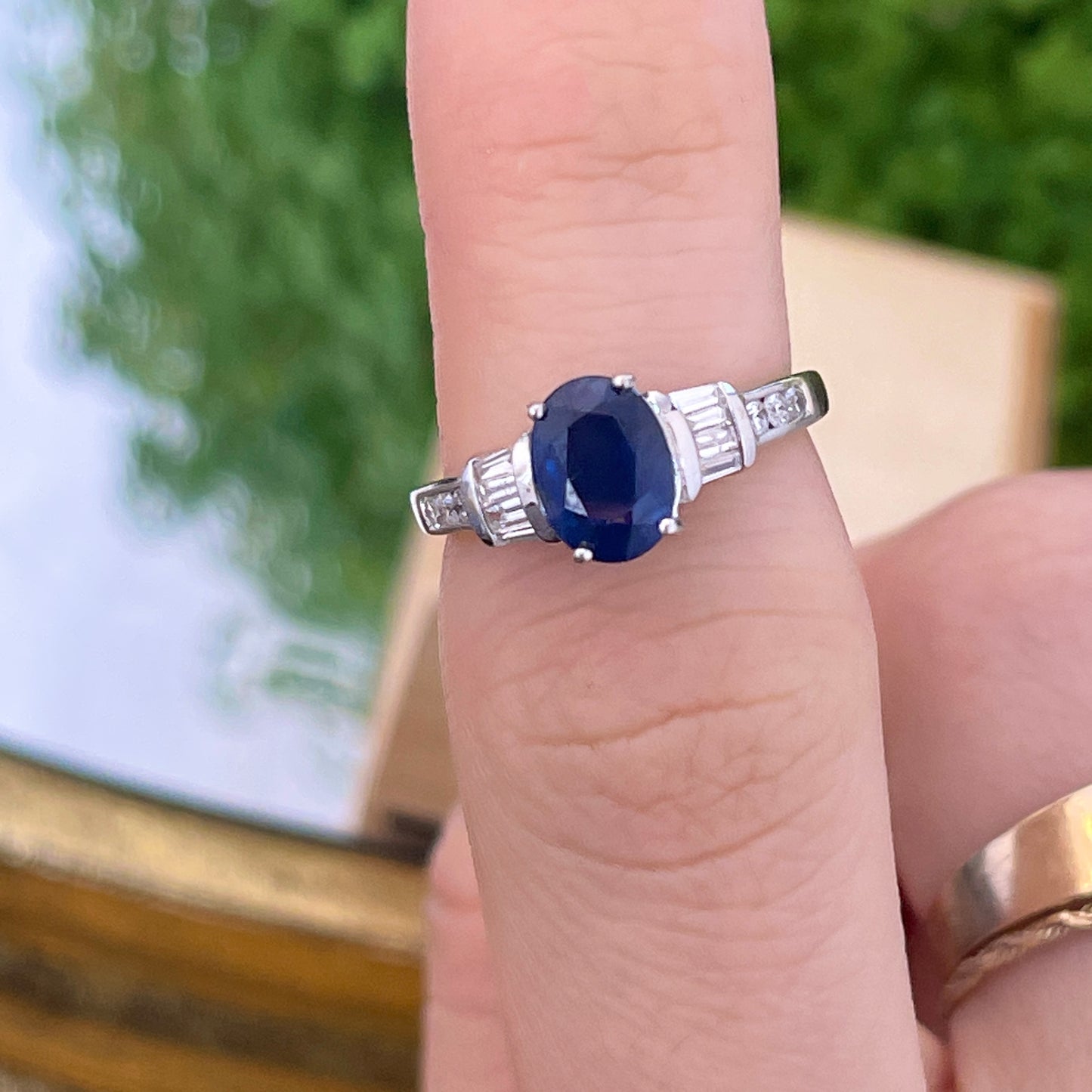 Estate 14KT White Gold Oval 1.75 CT Blue Sapphire + Diamond Accent Ring