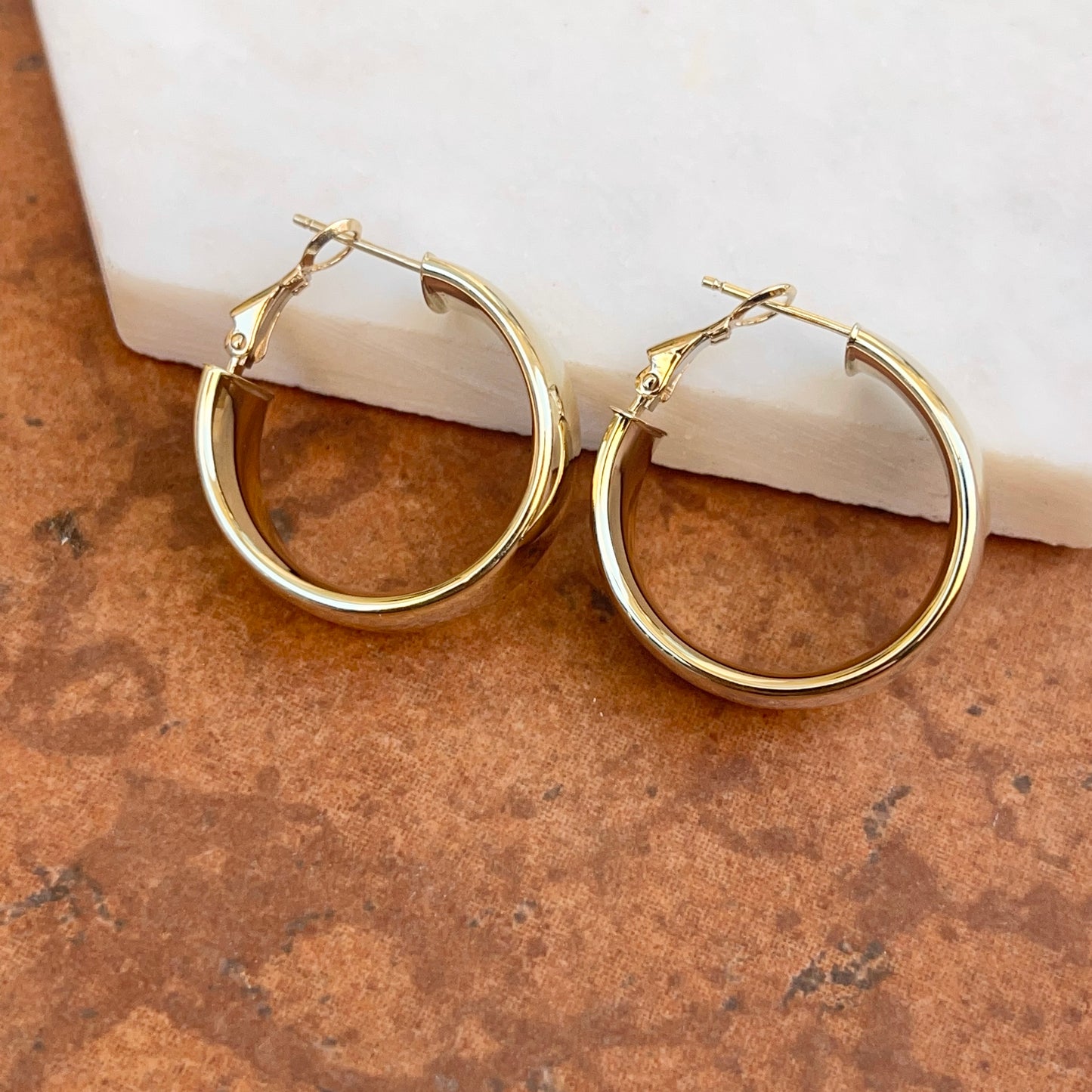 14KT Yellow Gold 10mm Wide Tube Round Omega Hoop Earrings 26mm