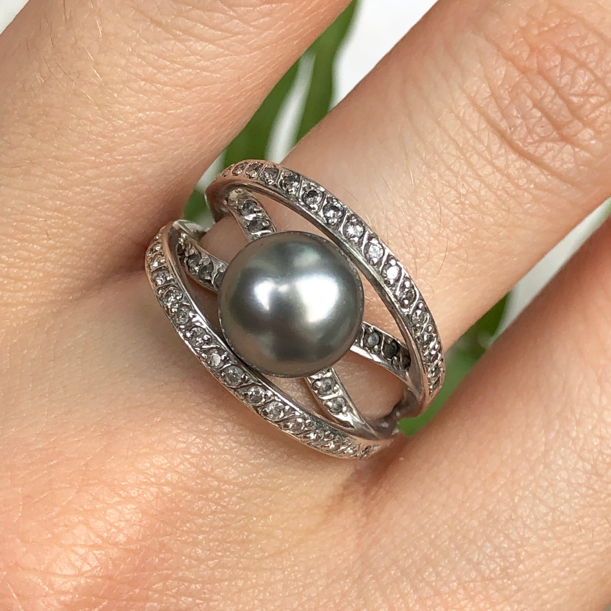 Estate 14KT White Gold Pave Diamond + Tahitian South Sea Pearl Ring Size 7 - Legacy Saint Jewelry