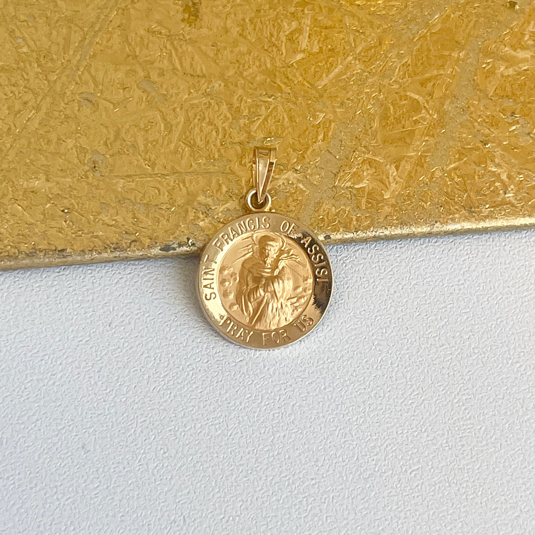 14KT Yellow Gold Saint Francis of Assisi Round Medal Pendant 15mm