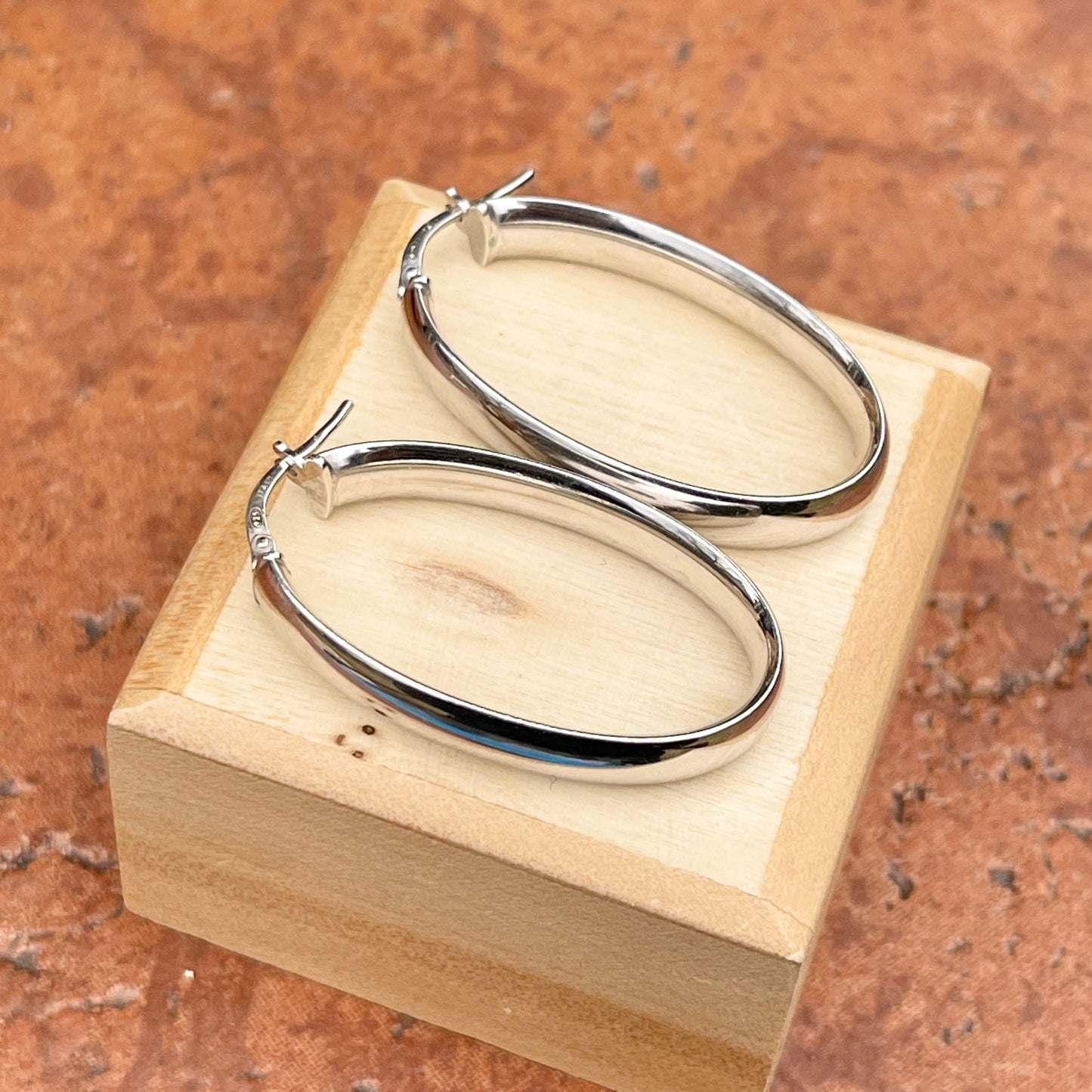 Sterling Silver Polished 6mm Oval Hoop Earrings 33mm