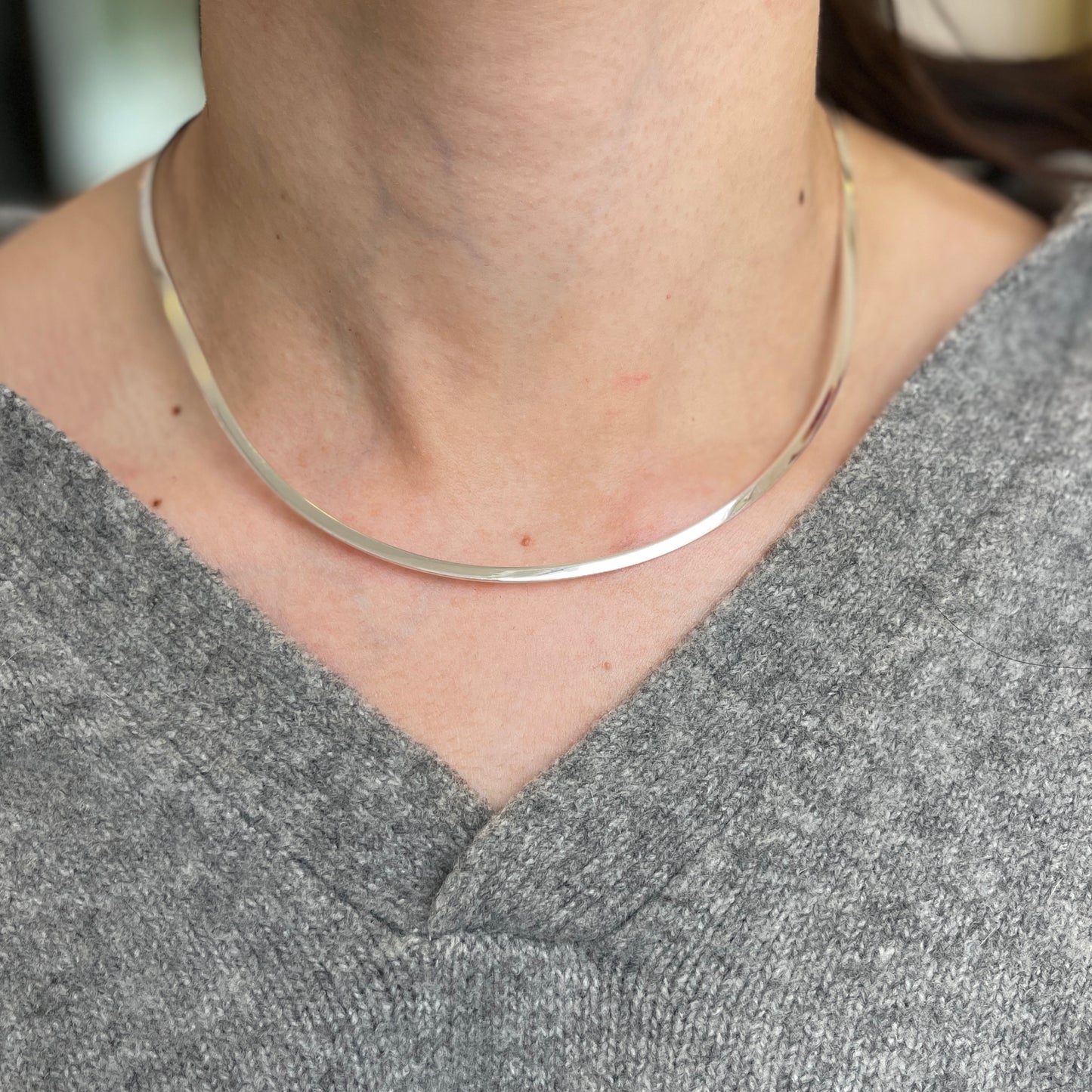 Sterling Silver Flat Oval Open Collar Necklace 15"