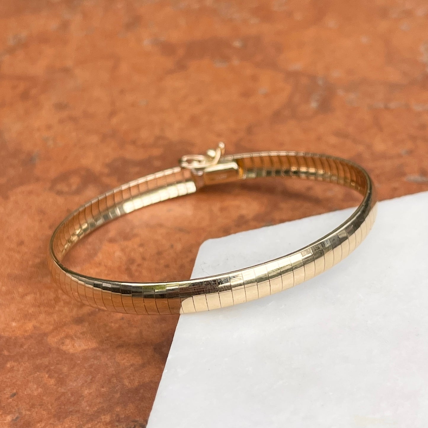 14KT Yellow Gold Shiny Domed Omega 6mm Link Bracelet