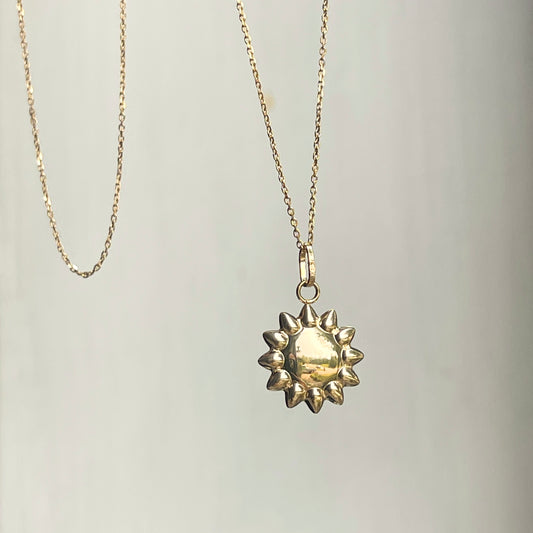 14KT Yellow Gold Puffed Sun Pendant Chain Necklace