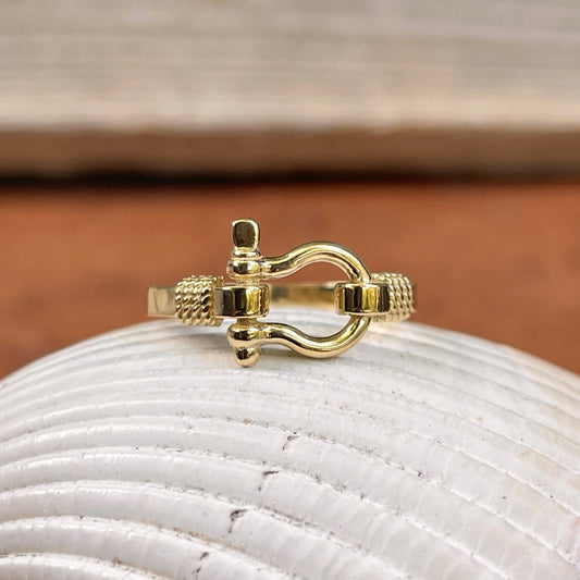 10KT Yellow Gold Shackle Rope Edge Ring