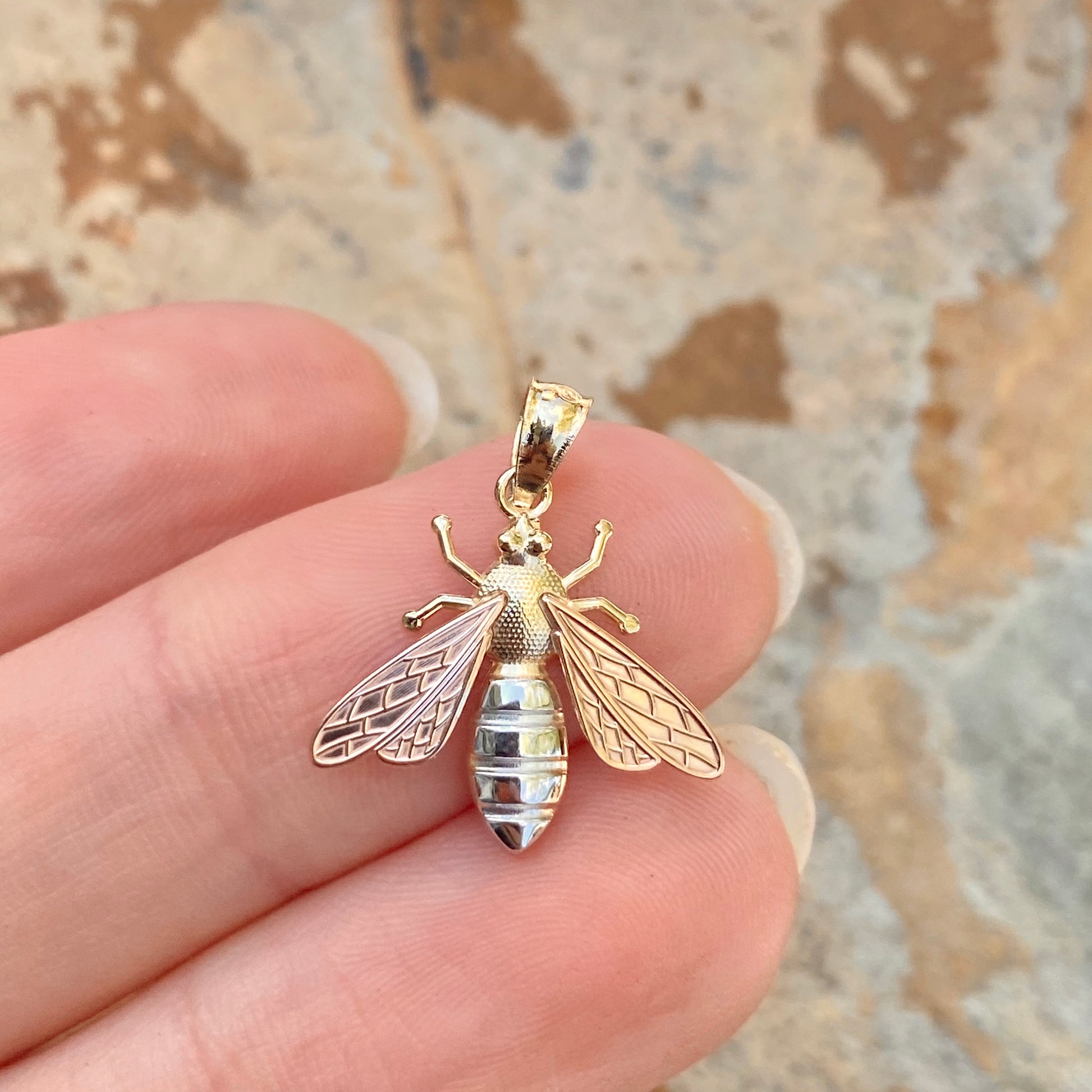 14k Yellow Gold & White Rhodium Bumblebee Pendant - Textured Polished Finish, 20mm X 15mm, 0.56 Grams