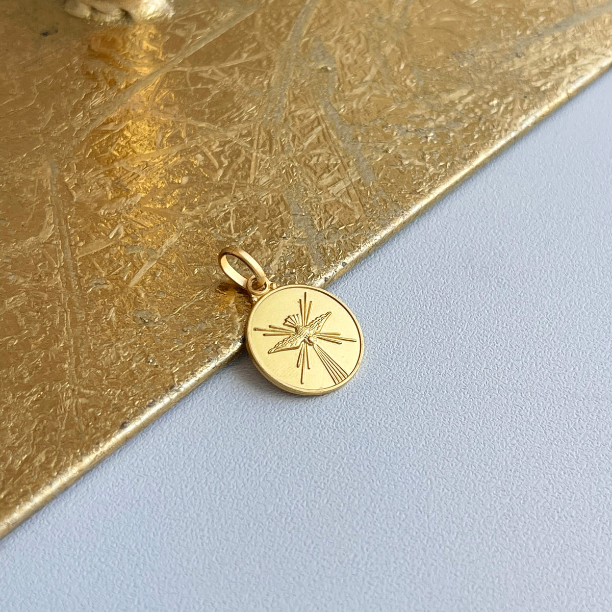 18KT Yellow Gold Matte Holy Spirit Round Medal Pendant Charm 14mm - LSJ