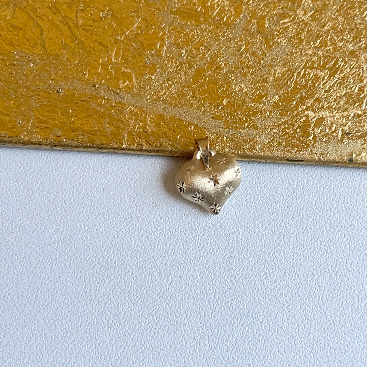 10KT Yellow Gold Satin Diamond-Cut Puffed Heart Pendant Charm