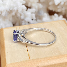 Load image into Gallery viewer, Estate 14KT White Gold Oval 1.25 CT Tanzanite + Baguette Diamond Ring