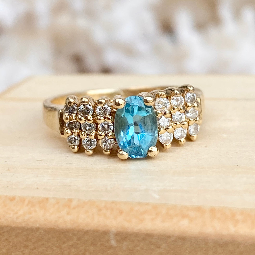 Estate 14KT Yellow Gold Oval Blue Topaz + 1/4 CT Diamond Accent Ring