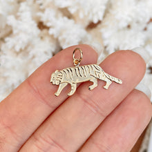 Load image into Gallery viewer, 14KT Yellow Gold Detailed Prowling Tiger Flat Pendant Charm