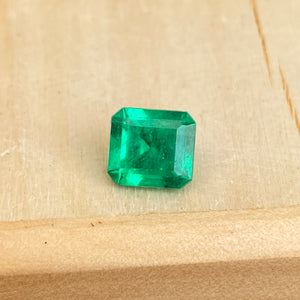 Colombian Emerald-Cut Loose Emerald 2.26 CT - Legacy Saint Jewelry