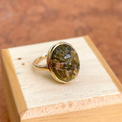 Estate 14KT Yellow Gold Bezel Carved Scarab Oval Agate Ring