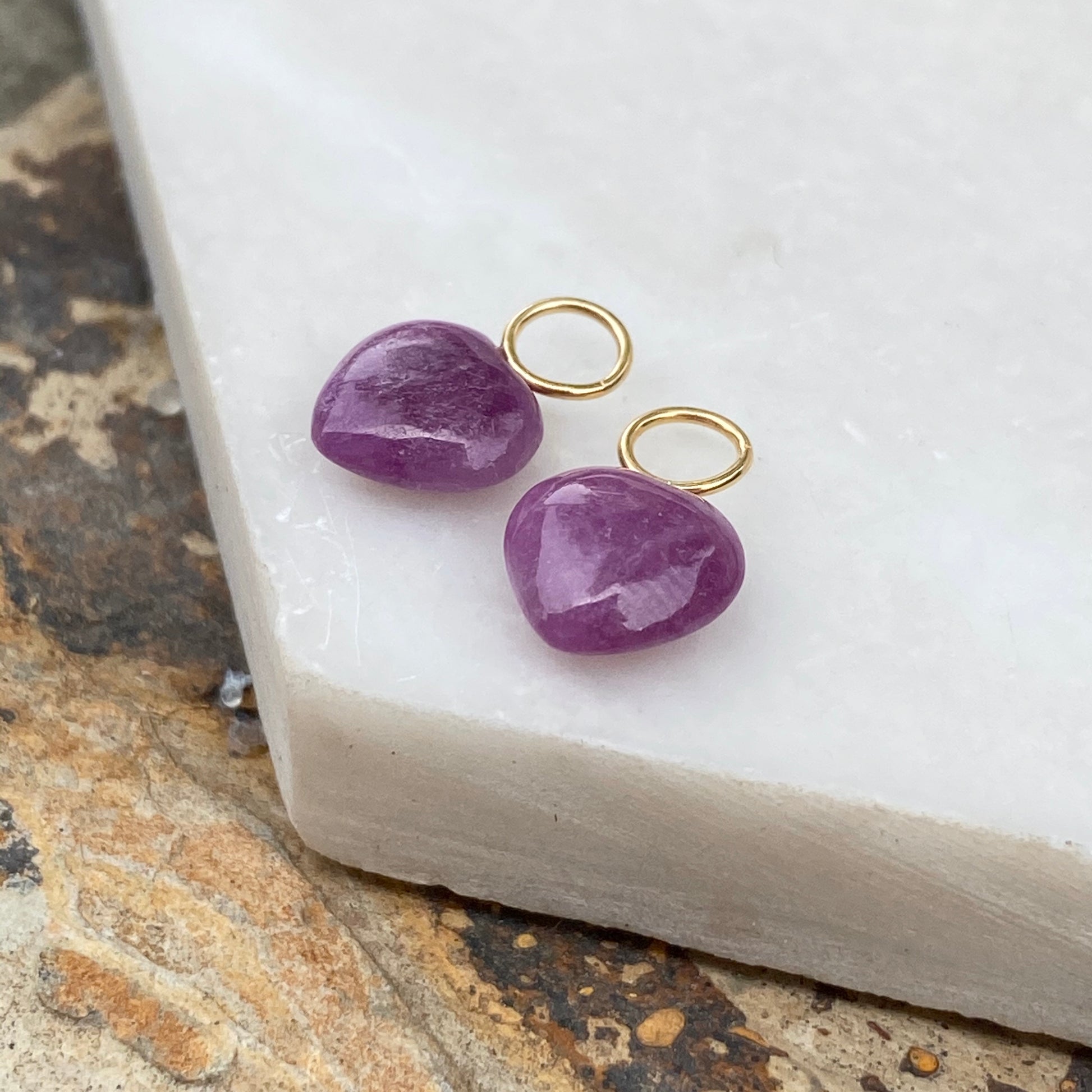 Estate 14KT Yellow Gold Purple Amethyst Heart-Shape Mini Earring Charms, Estate 14KT Yellow Gold Purple Amethyst Heart-Shape Mini Earring Charms - Legacy Saint Jewelry