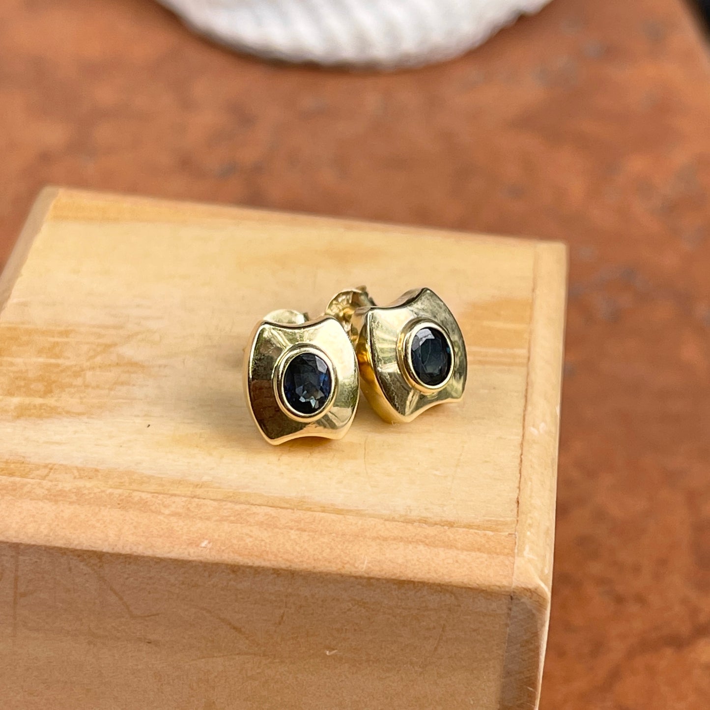 14KT Yellow Gold Bezel Set Blue Sapphire Stud Earrings