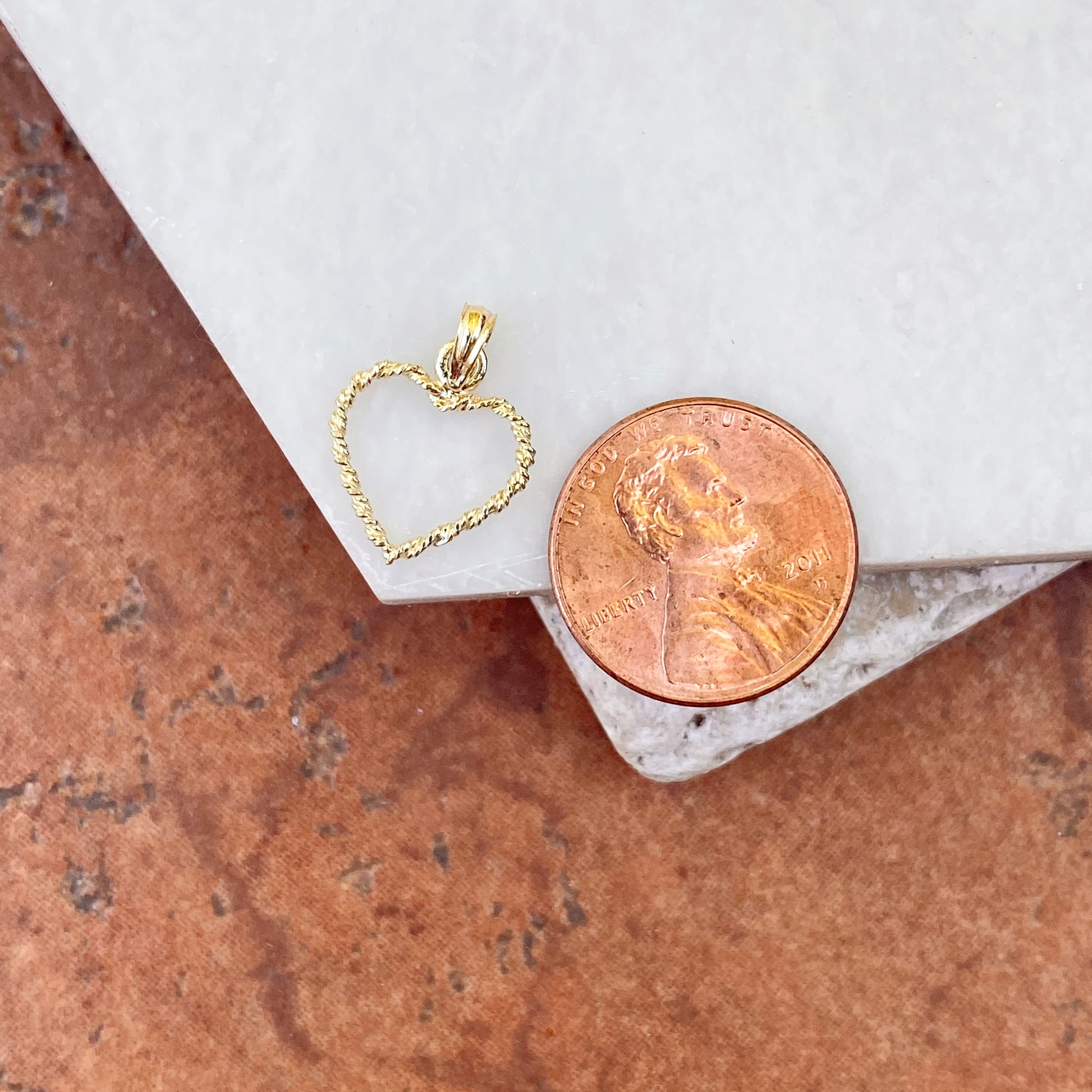 10KT Yellow Gold Rope Twist Open Heart Pendant Charm, 10KT Yellow Gold Rope Twist Open Heart Pendant Charm - Legacy Saint Jewelry