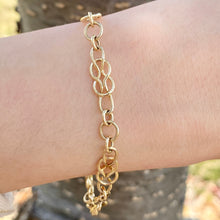 Load image into Gallery viewer, 14KT Yellow Gold Polished Circles Flat Link Chain Bracelet