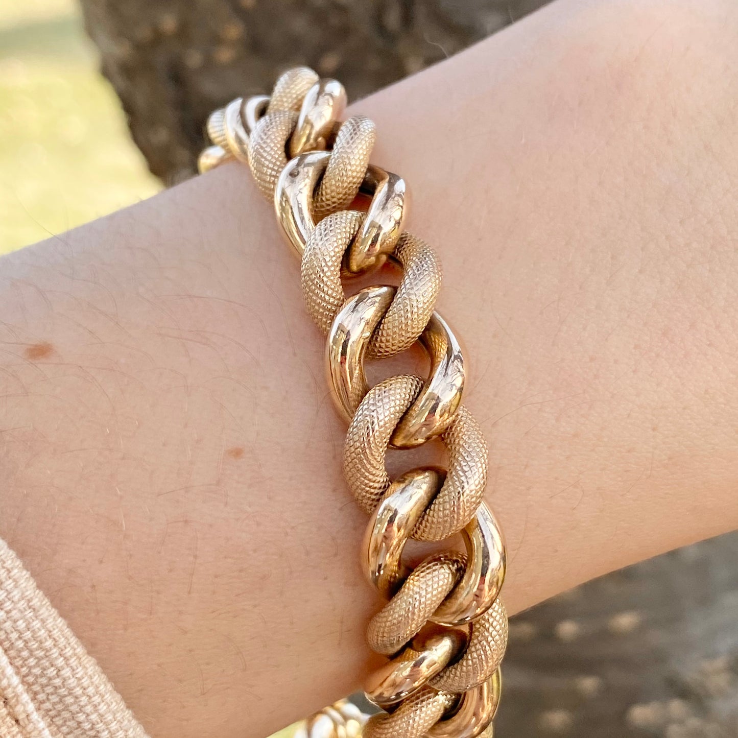 Estate 14KT Yellow Gold Textured Chunky Link Chain Bracelet