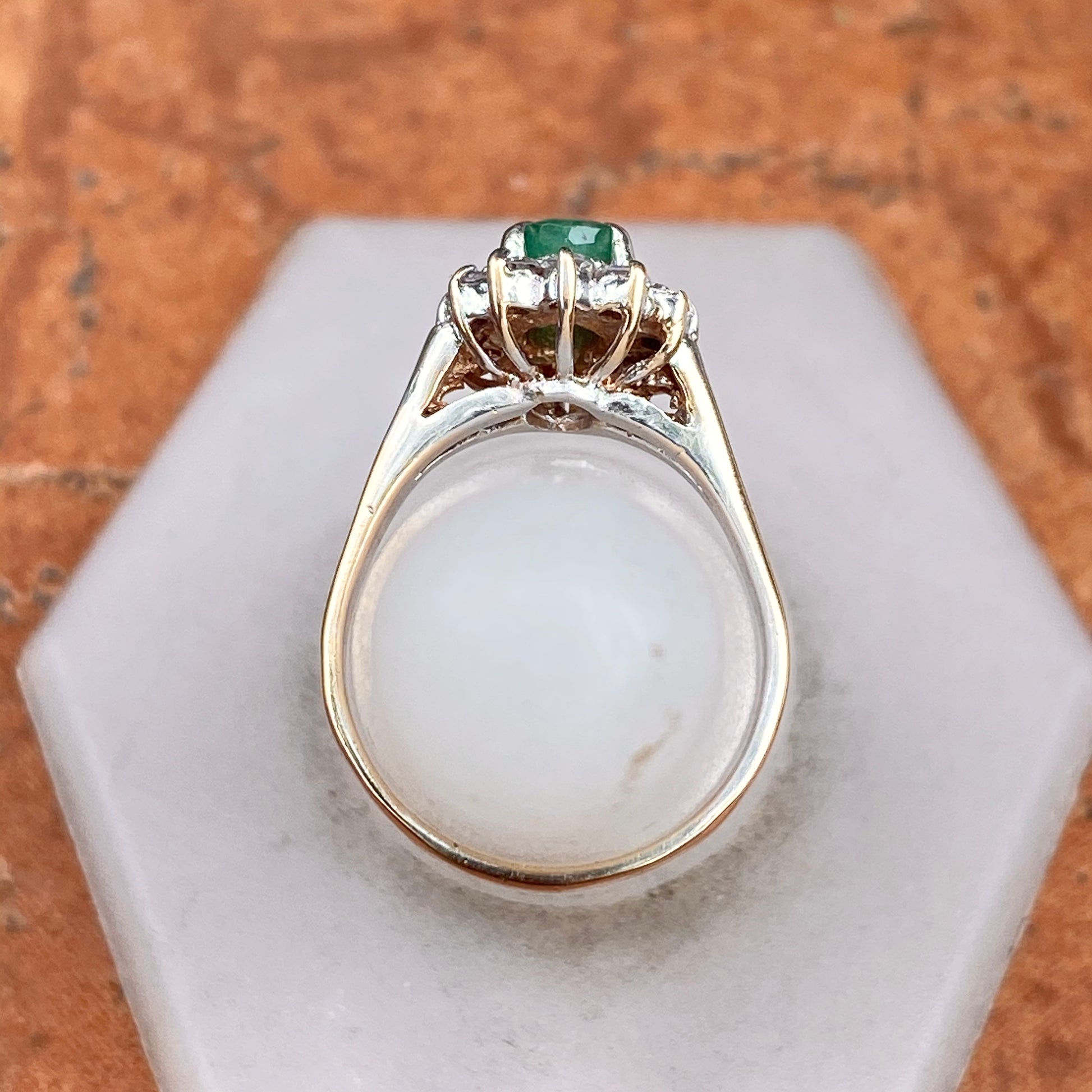 Estate 14KT White Gold Oval .90CT Emerald + Diamond Accent Ring, Estate 14KT White Gold Oval .90CT Emerald + Diamond Accent Ring - Legacy Saint Jewelry