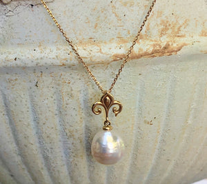 14KT Yellow Gold Paspaley Pearl Fleur de Lis Pendant Chain Necklace 18", 14KT Yellow Gold Paspaley Pearl Fleur de Lis Pendant Chain Necklace 18" - Legacy Saint Jewelry