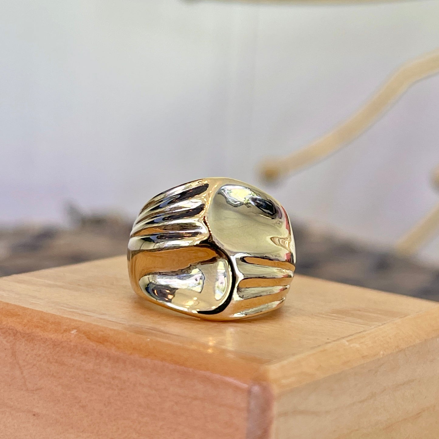 10KT Yellow Gold Grooved + Concave Cigar Band Ring