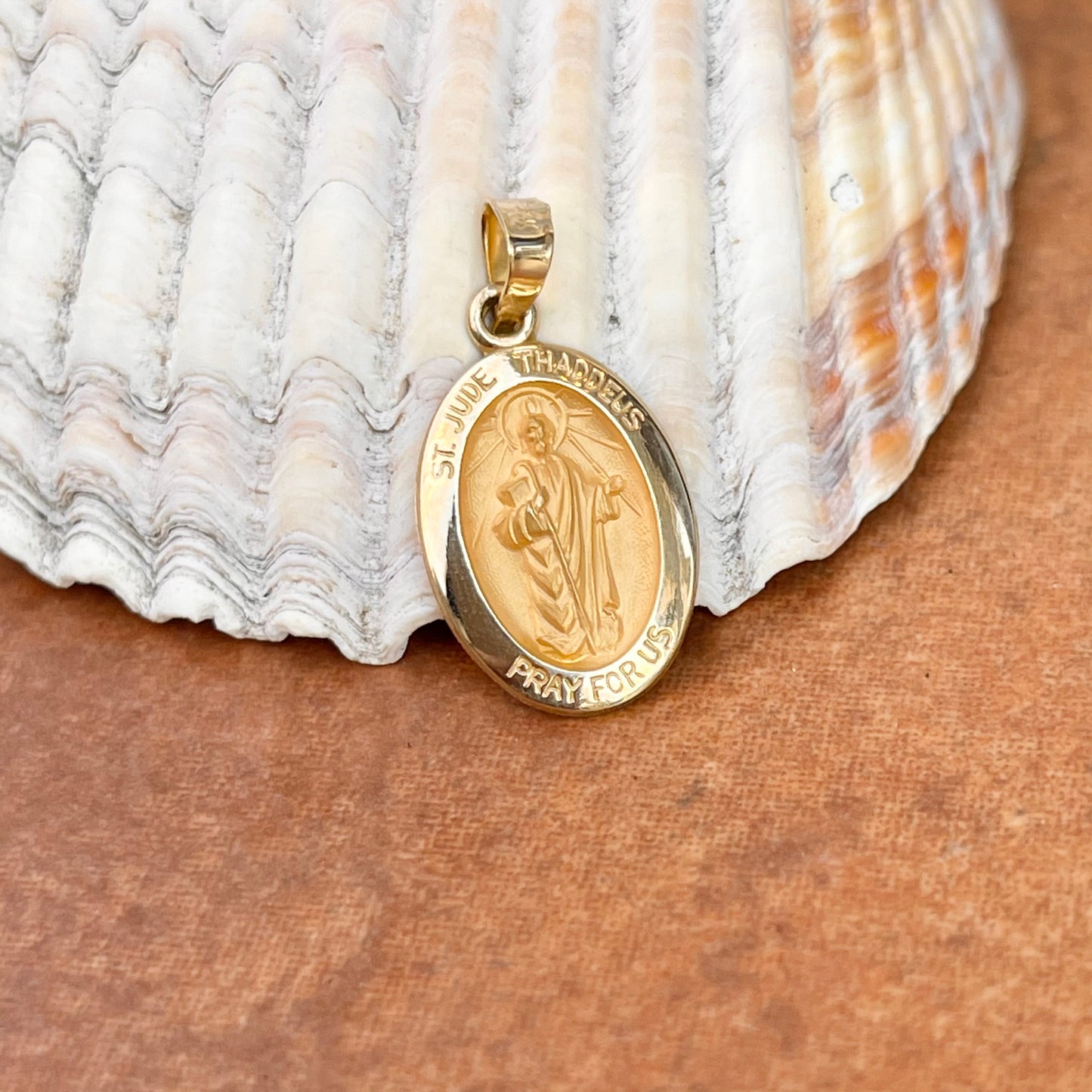 14KT Yellow Gold Saint Jude Thaddeus Oval Medal Pendant 18mm