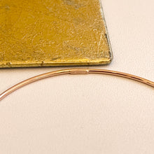 Load image into Gallery viewer, 14KT Rose Gold Thin 1.5mm Bangle Slip-On Bracelet
