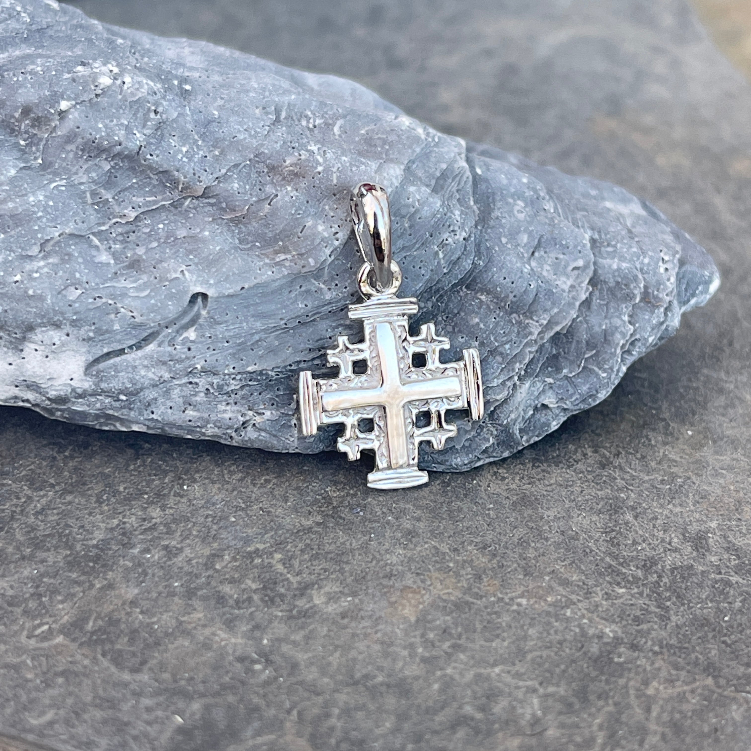 Crusader deals cross pendant