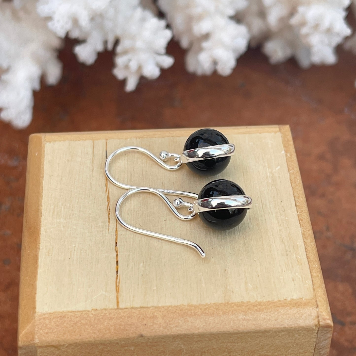 Sterling Silver Round Black Onyx Wire Dangle Earrings