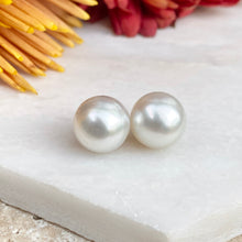 Load image into Gallery viewer, Genuine Paspaley South Sea Loose Pearl Pair &quot;Fine&quot; Quality 11mm, Genuine Paspaley South Sea Loose Pearl Pair &quot;Fine&quot; Quality 11mm - Legacy Saint Jewelry