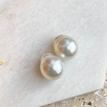 Load image into Gallery viewer, Genuine Paspaley South Sea Loose Pearl Pair &quot;Fine&quot; Quality 11mm, Genuine Paspaley South Sea Loose Pearl Pair &quot;Fine&quot; Quality 11mm - Legacy Saint Jewelry