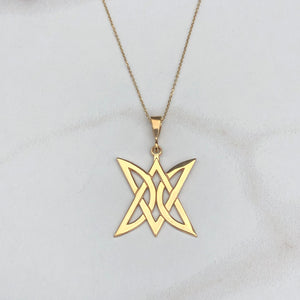 14KT Yellow Gold Celtic Trinity Triangle Pendant Charm, 14KT Yellow Gold Celtic Trinity Triangle Pendant Charm - Legacy Saint Jewelry