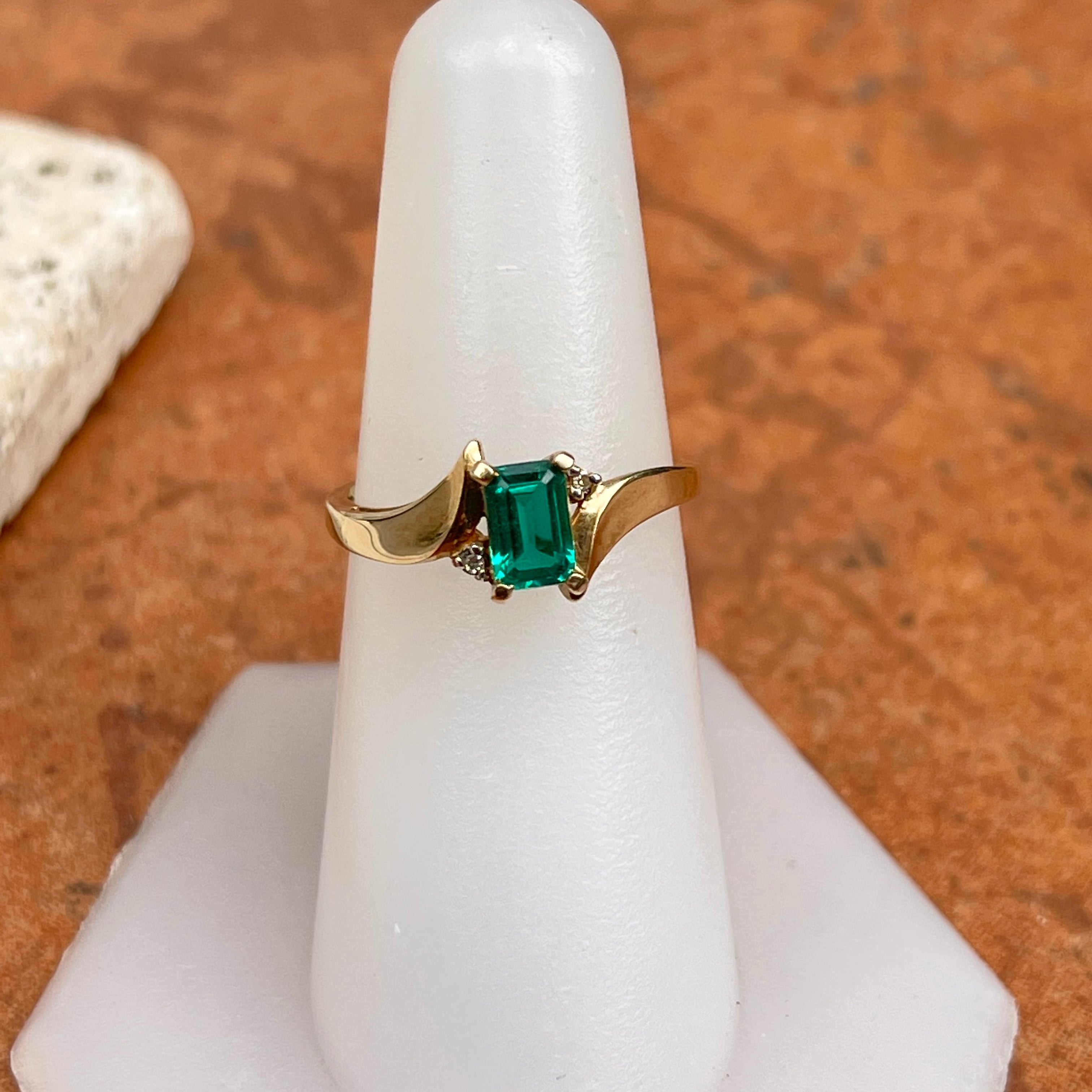 10k Gold Ring Lab Created 3ct Emerald And Moissanite Diamond Ring With  National Certificate Em-0017 - Rings - AliExpress