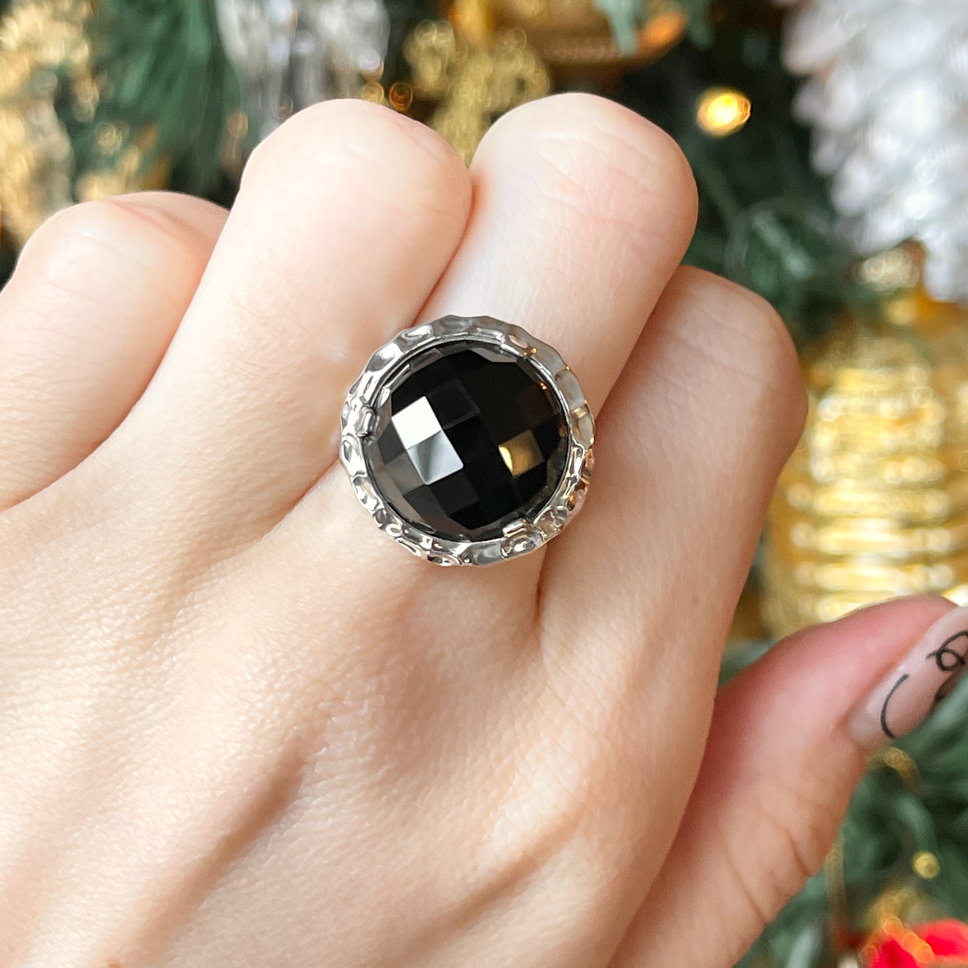 Sterling Silver Genuine Round 9.8 CT Black Onyx Hammered Ring - LSJ
