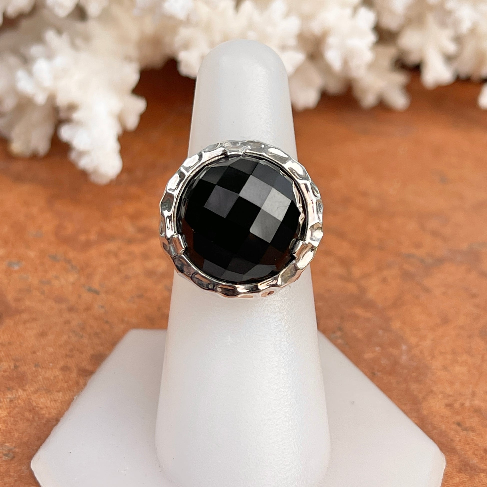 Sterling Silver Genuine Round 9.8 CT Black Onyx Hammered Ring - LSJ